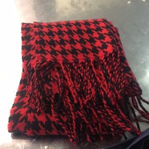 Black and red plaid scarf
